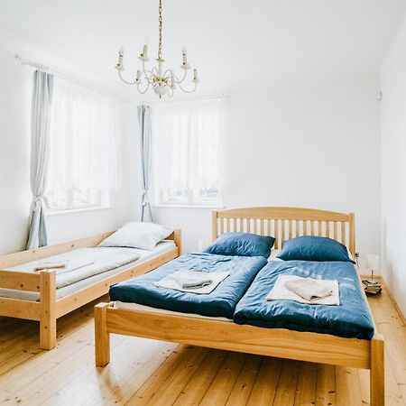 U Nas Ve Vile Guest House Cejc Bagian luar foto
