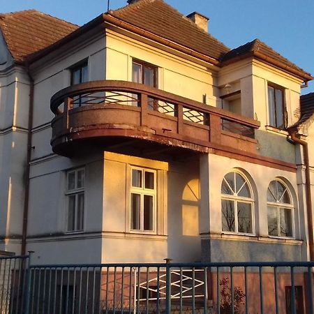 U Nas Ve Vile Guest House Cejc Bagian luar foto