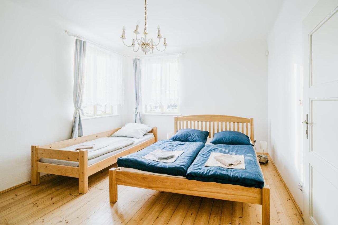 U Nas Ve Vile Guest House Cejc Bagian luar foto