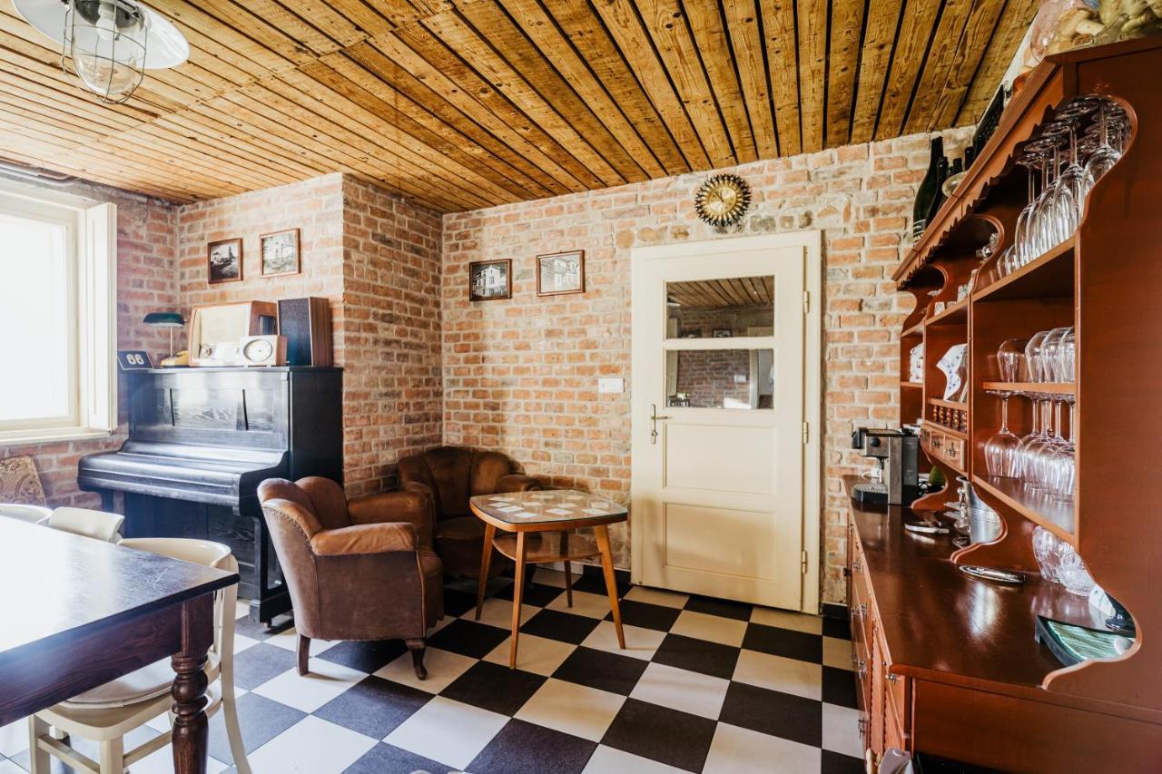 U Nas Ve Vile Guest House Cejc Bagian luar foto