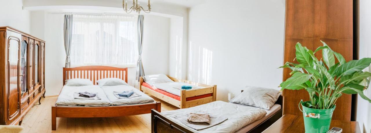 U Nas Ve Vile Guest House Cejc Bagian luar foto