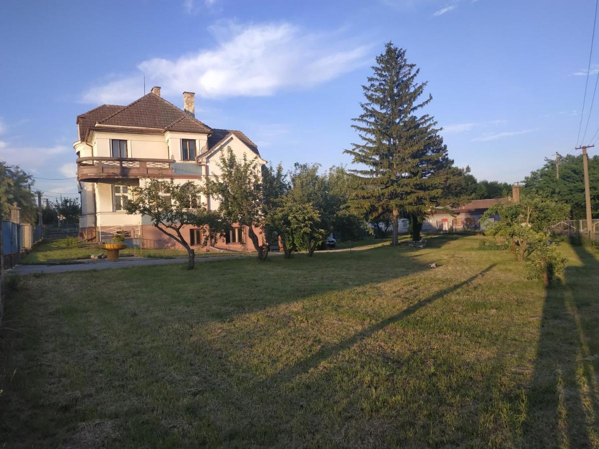 U Nas Ve Vile Guest House Cejc Bagian luar foto
